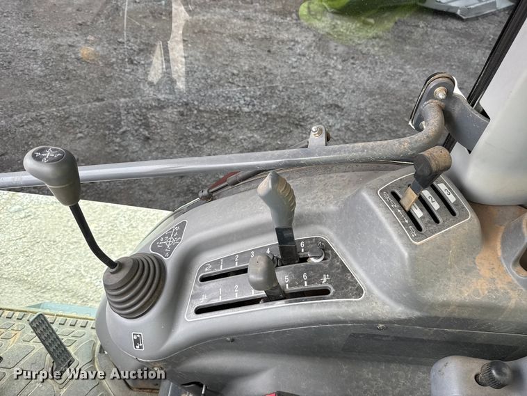 image for item YA2739 2012 Massey Ferguson MF1660 MFWD tractor