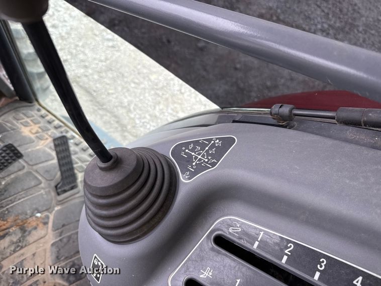 image for item YA2739 2012 Massey Ferguson MF1660 MFWD tractor