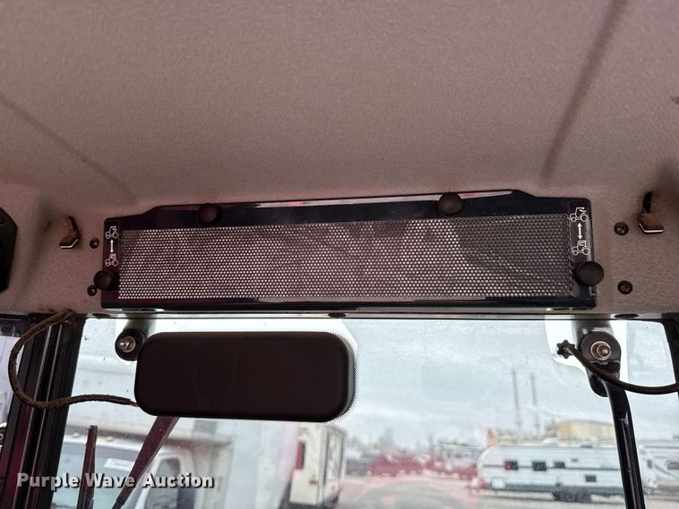 image for item YA2739 2012 Massey Ferguson MF1660 MFWD tractor