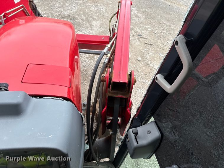 image for item YA2739 2012 Massey Ferguson MF1660 MFWD tractor