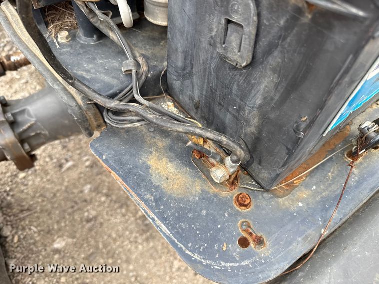 image for item YA2739 2012 Massey Ferguson MF1660 MFWD tractor