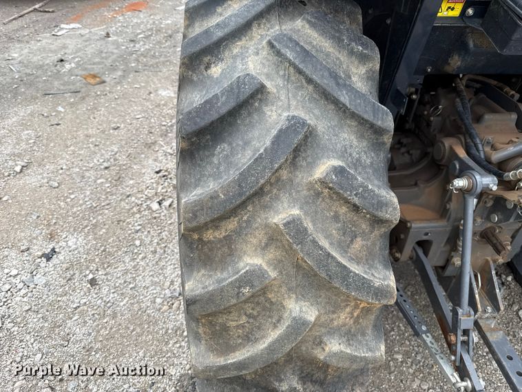 image for item YA2739 2012 Massey Ferguson MF1660 MFWD tractor