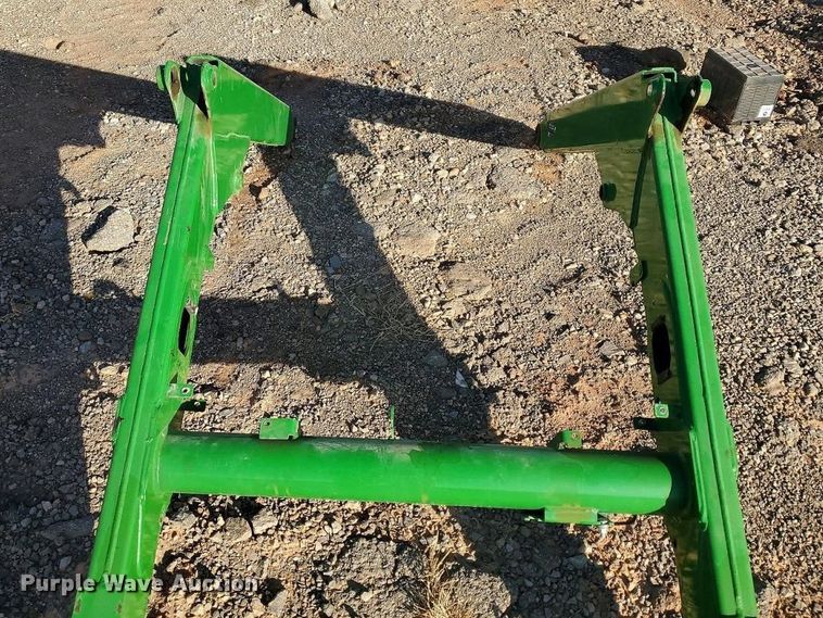 image for item YA2893 2021 John Deere 520M loader