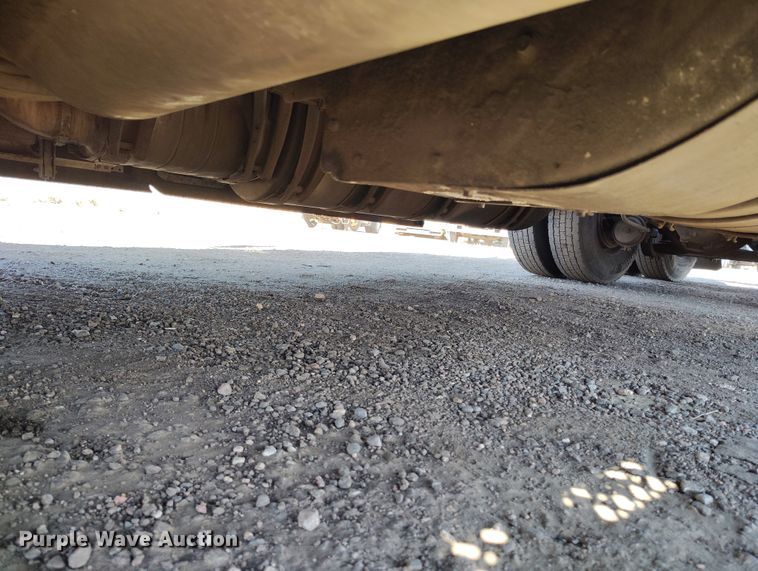 image for item BI9759 2014 Mack CXU semi truck