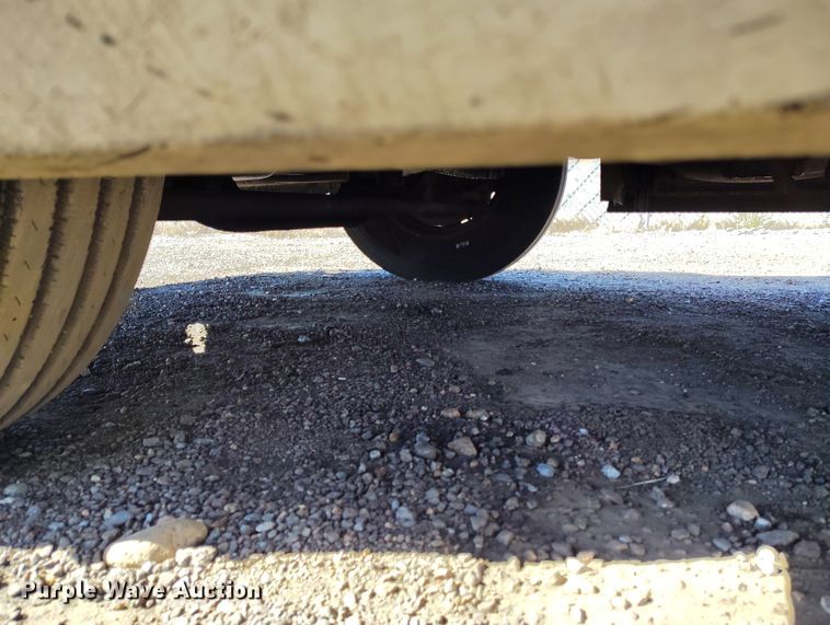 image for item BI9759 2014 Mack CXU semi truck