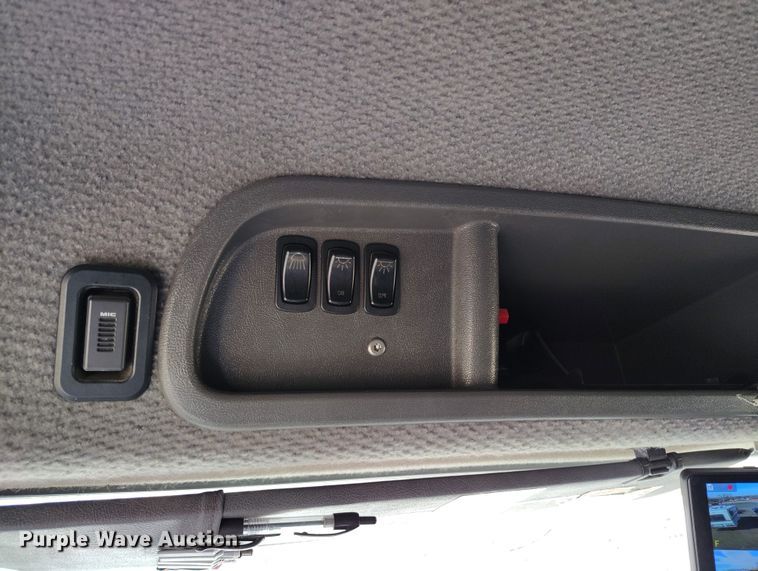 image for item BI9759 2014 Mack CXU semi truck