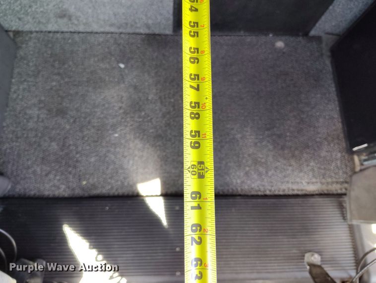 image for item BI9759 2014 Mack CXU semi truck