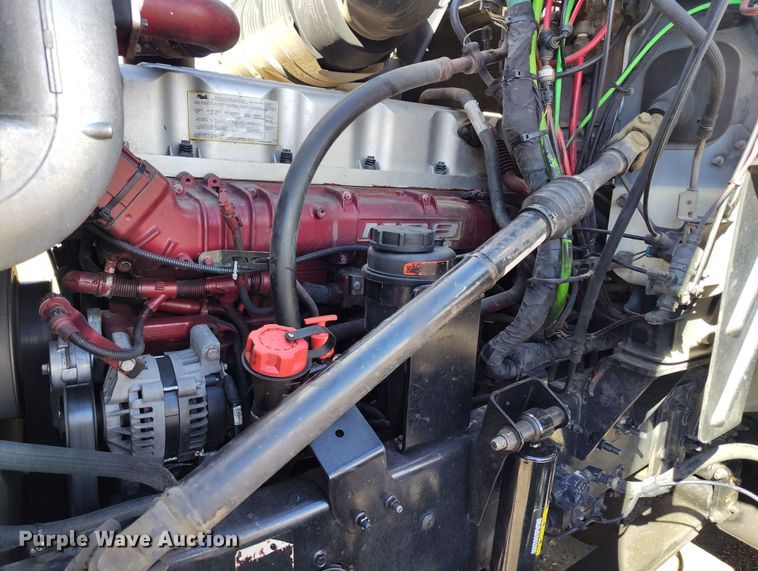 image for item BI9759 2014 Mack CXU semi truck