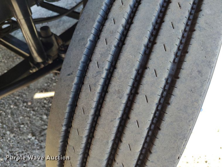 image for item BI9759 2014 Mack CXU semi truck