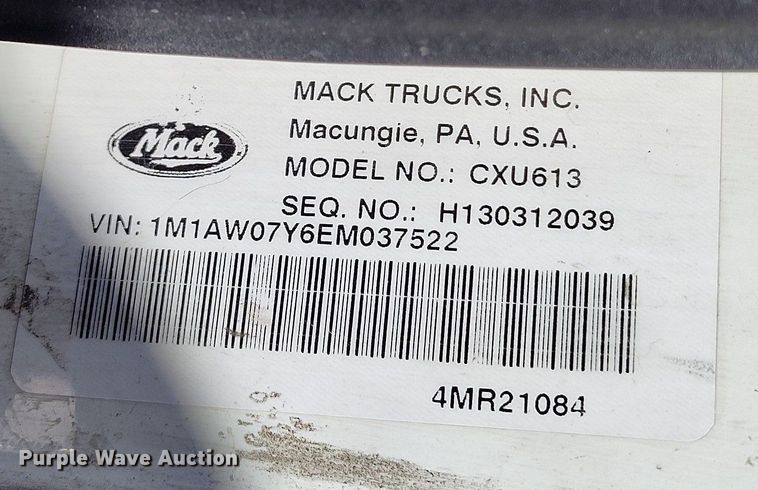 image for item BI9759 2014 Mack CXU semi truck