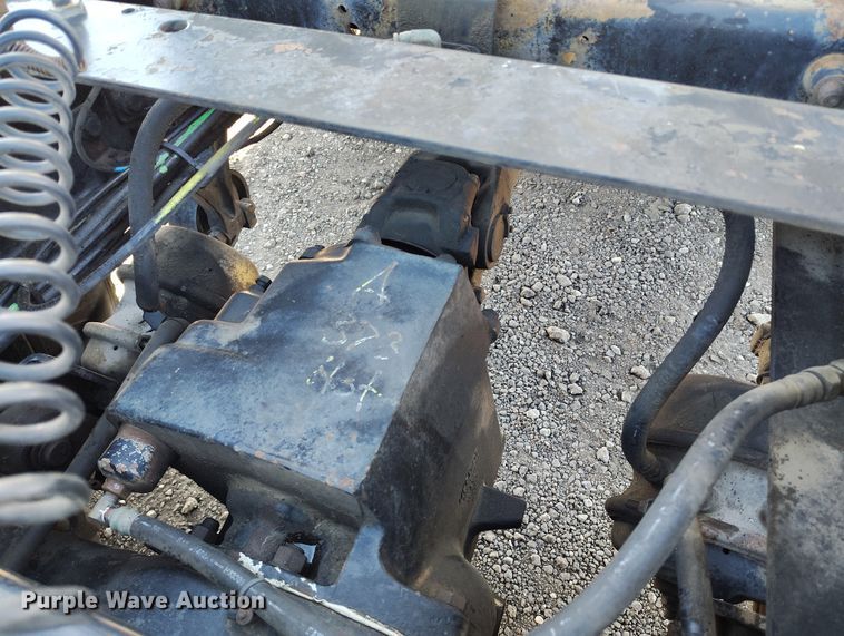 image for item BI9760 2005 International 9400i semi truck