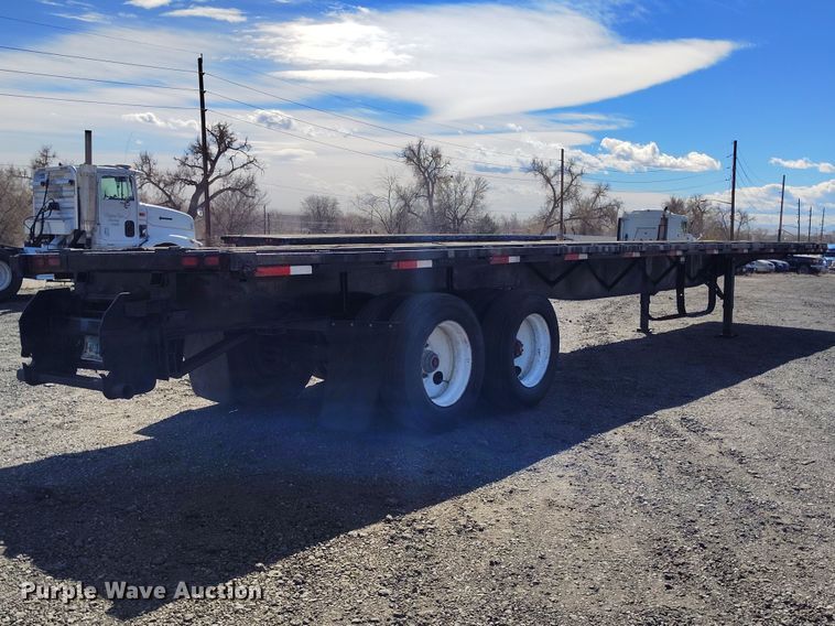 image for item BI9762 1994 Fruehauf PBA-NF2S-45N flatbed trailer
