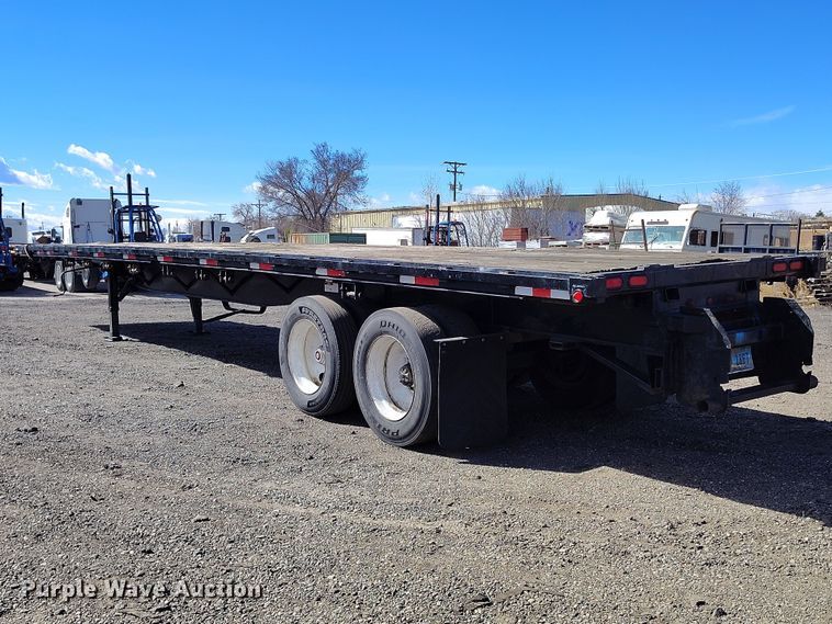 image for item BI9762 1994 Fruehauf PBA-NF2S-45N flatbed trailer