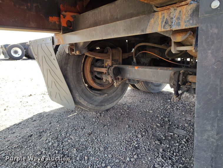 image for item BI9762 1994 Fruehauf PBA-NF2S-45N flatbed trailer