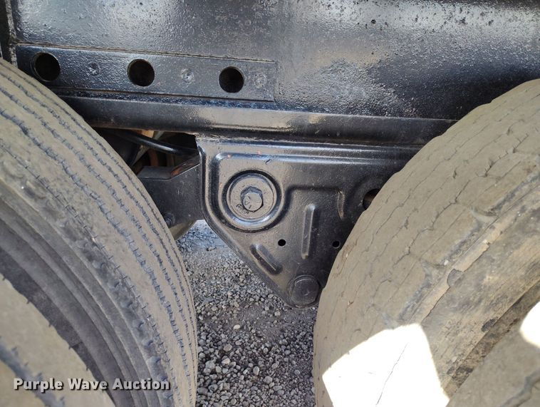 image for item BI9762 1994 Fruehauf PBA-NF2S-45N flatbed trailer