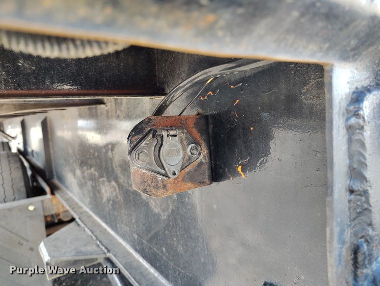 image for item BI9762 1994 Fruehauf PBA-NF2S-45N flatbed trailer