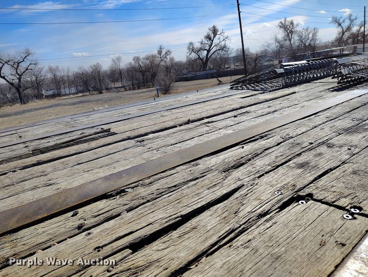 image for item BI9763 2006 Transcraft SF-650H S2 flatbed trailer