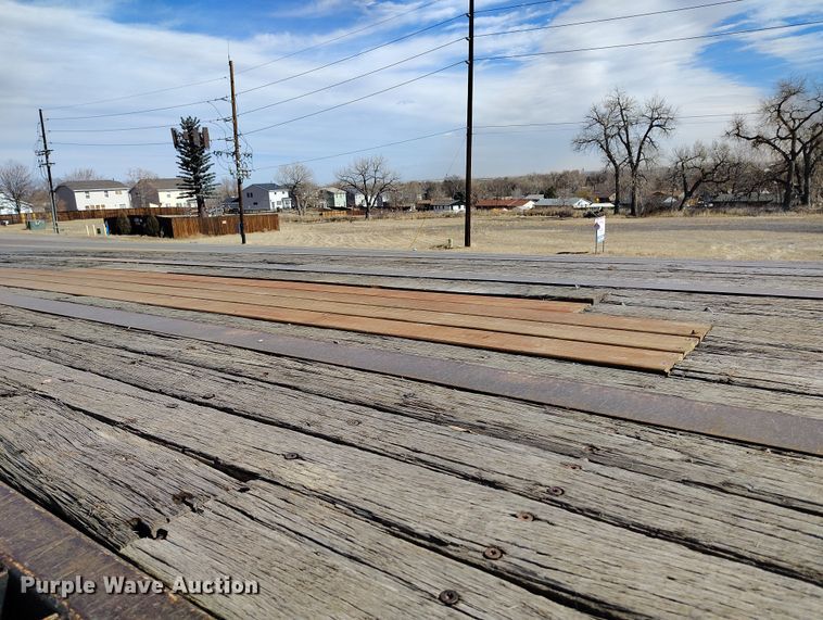 image for item BI9763 2006 Transcraft SF-650H S2 flatbed trailer