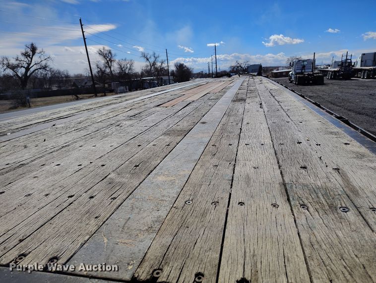 image for item BI9763 2006 Transcraft SF-650H S2 flatbed trailer