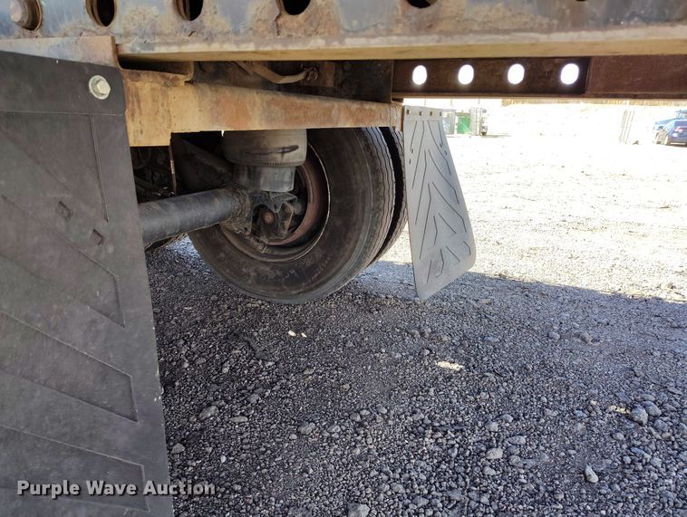 image for item BI9763 2006 Transcraft SF-650H S2 flatbed trailer