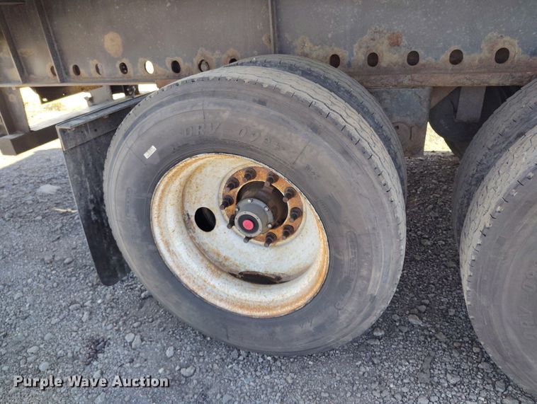 image for item BI9763 2006 Transcraft SF-650H S2 flatbed trailer