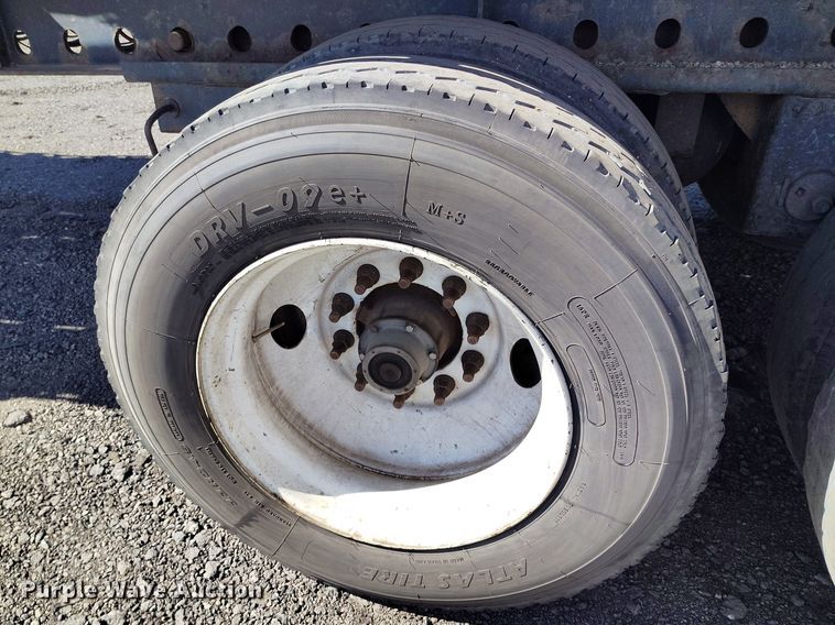 image for item BI9763 2006 Transcraft SF-650H S2 flatbed trailer