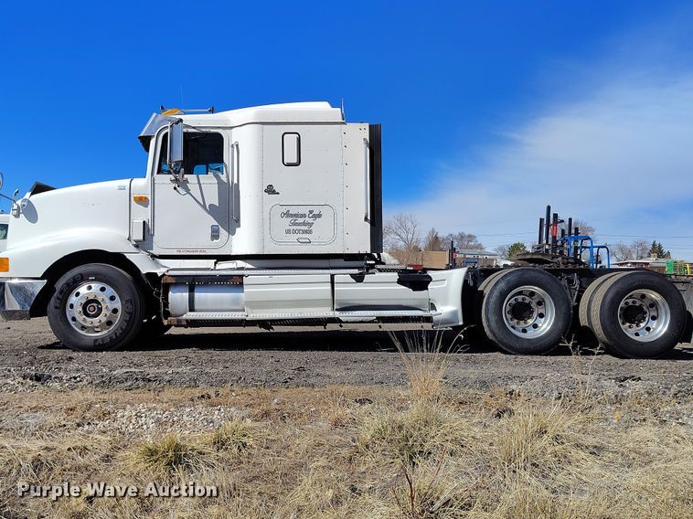 image for item BI9766 1996 International 9200 semi truck