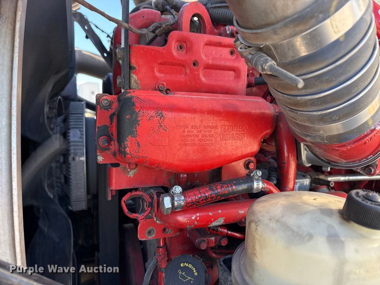 image for item DQ4337 2018 Peterbilt 389 semi truck