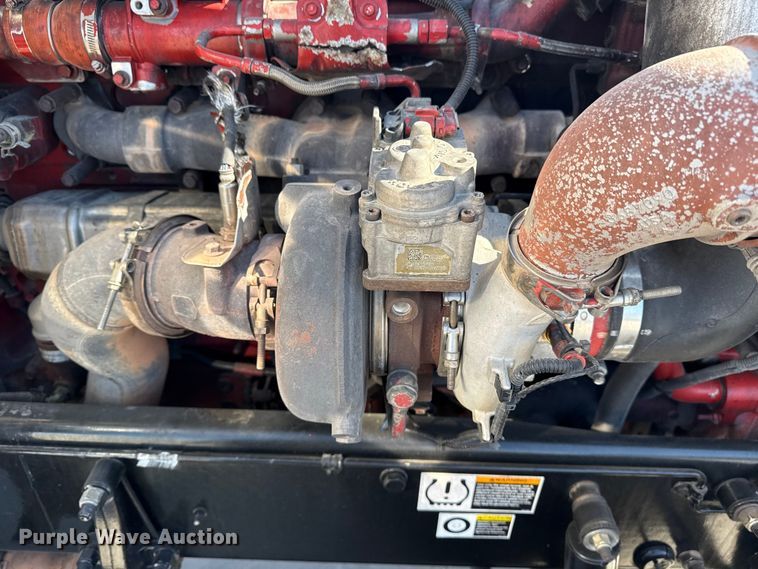 image for item DQ4337 2018 Peterbilt 389 semi truck