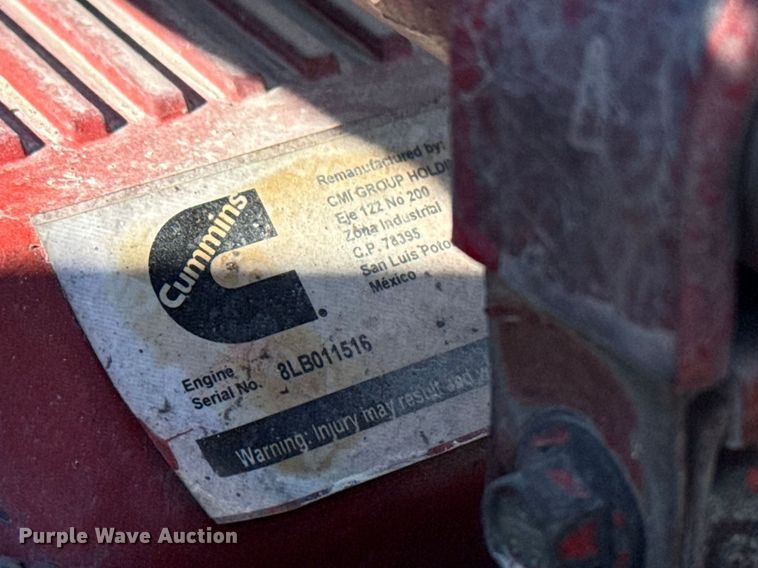 image for item DQ4337 2018 Peterbilt 389 semi truck