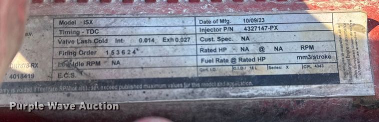 image for item DQ4337 2018 Peterbilt 389 semi truck