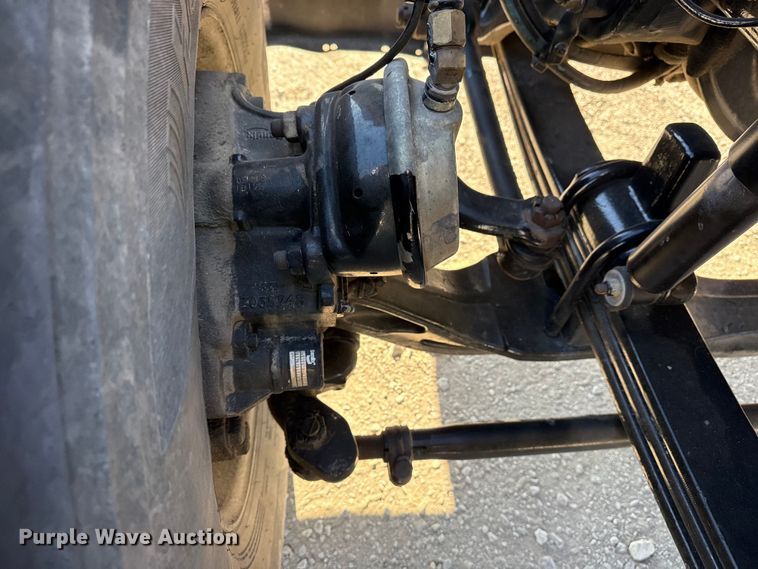 image for item DQ4339 2019 Peterbilt 389 semi truck