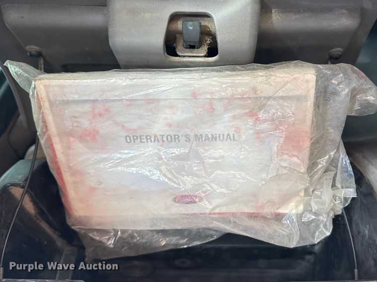 image for item DQ4340 2018 Peterbilt 389 semi truck