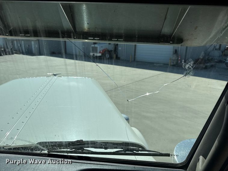 image for item DQ4340 2018 Peterbilt 389 semi truck