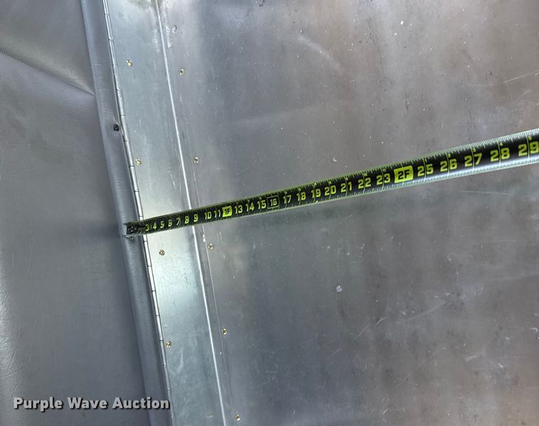 image for item DQ4340 2018 Peterbilt 389 semi truck