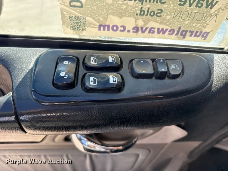 image for item DQ4341 2018 Peterbilt 389 semi truck