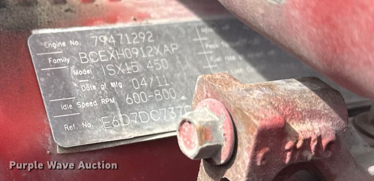 image for item DQ4346 2012 Kenworth T800 semi truck