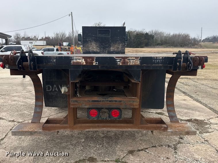 image for item DQ4357 2007 International 7400 flatbed truck