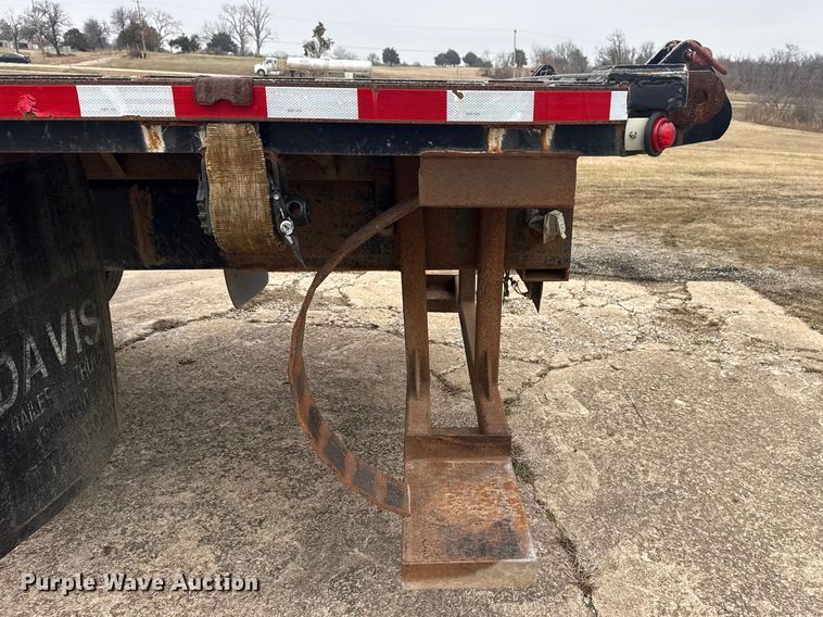 image for item DQ4357 2007 International 7400 flatbed truck