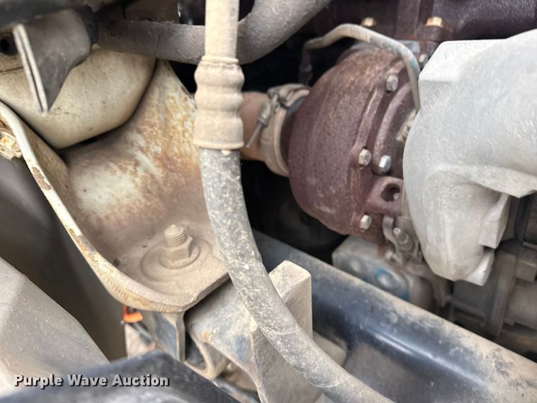 image for item DQ4357 2007 International 7400 flatbed truck