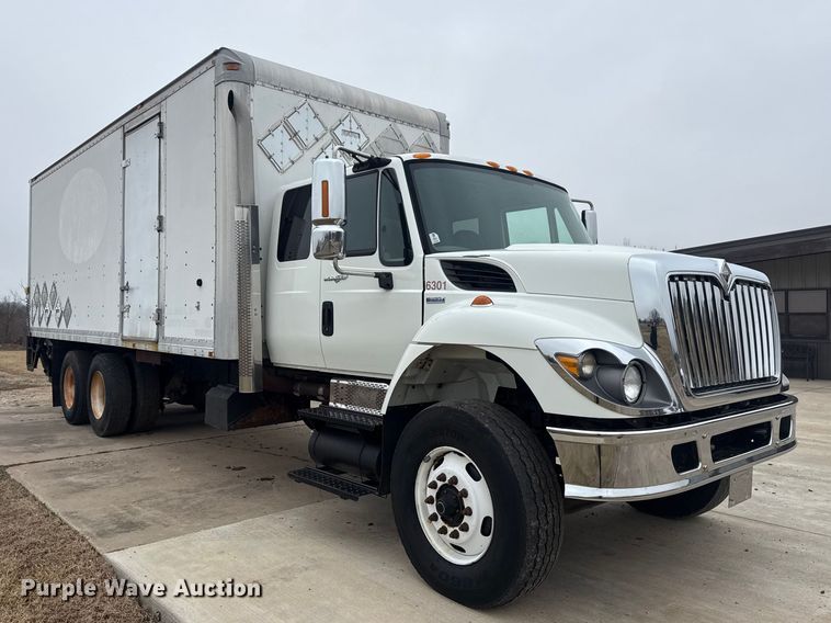 image for item DQ4358 2009 International 7500 box truck