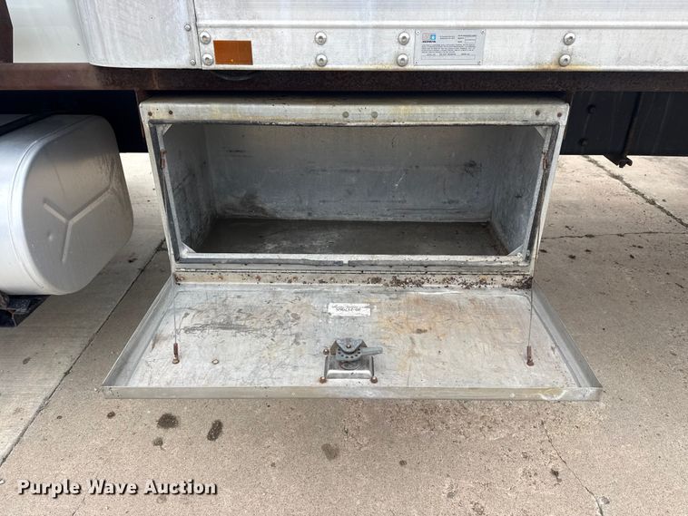 image for item DQ4358 2009 International 7500 box truck