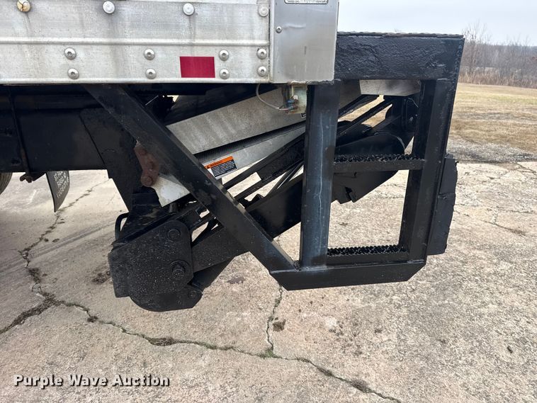 image for item DQ4358 2009 International 7500 box truck