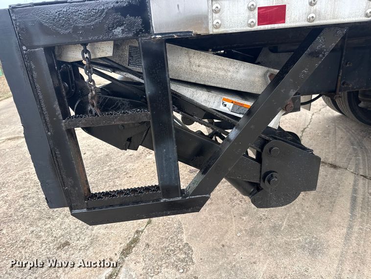 image for item DQ4358 2009 International 7500 box truck