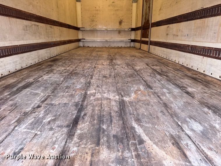 image for item DQ4358 2009 International 7500 box truck