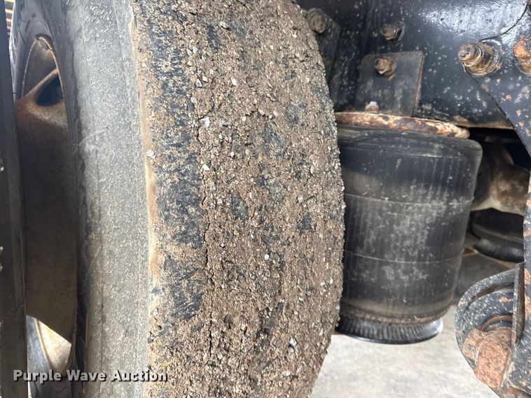 image for item DQ4358 2009 International 7500 box truck