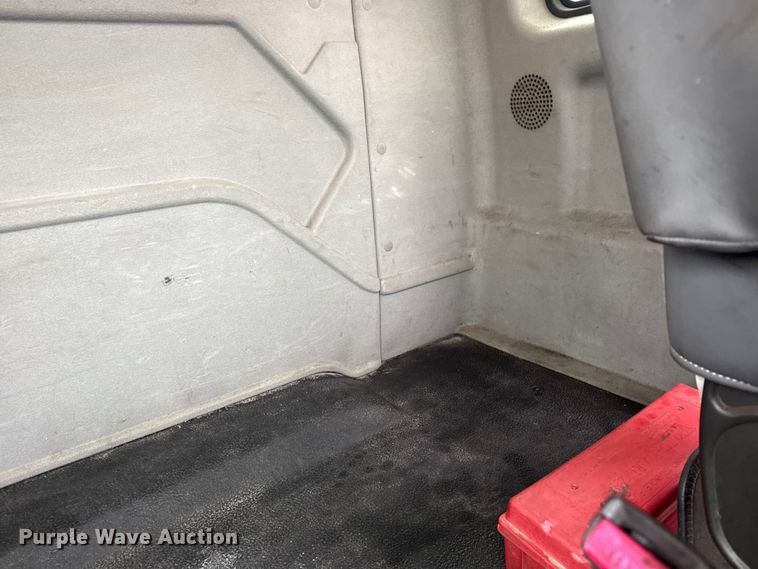 image for item DQ4358 2009 International 7500 box truck