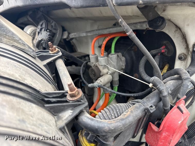 image for item DQ4358 2009 International 7500 box truck