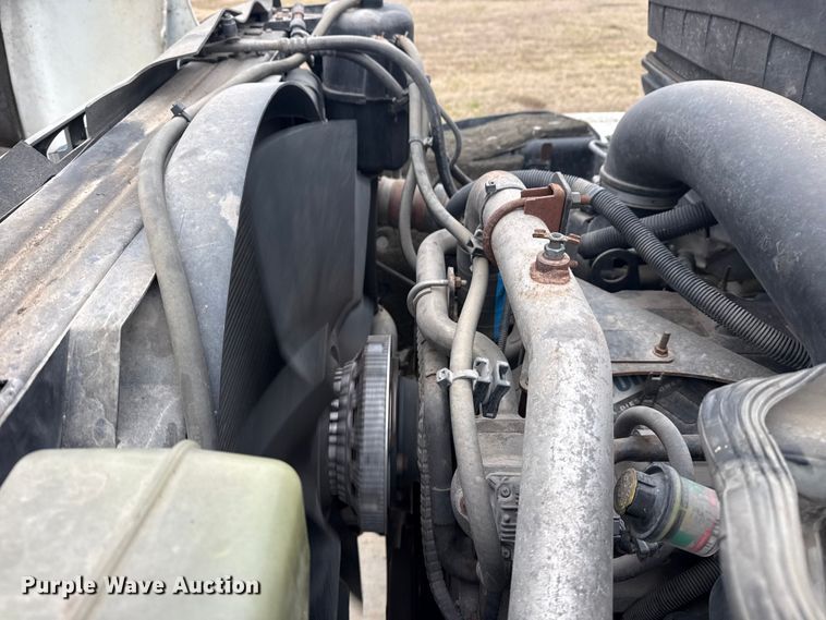 image for item DQ4358 2009 International 7500 box truck