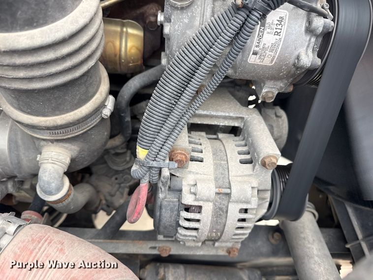 image for item DQ4358 2009 International 7500 box truck